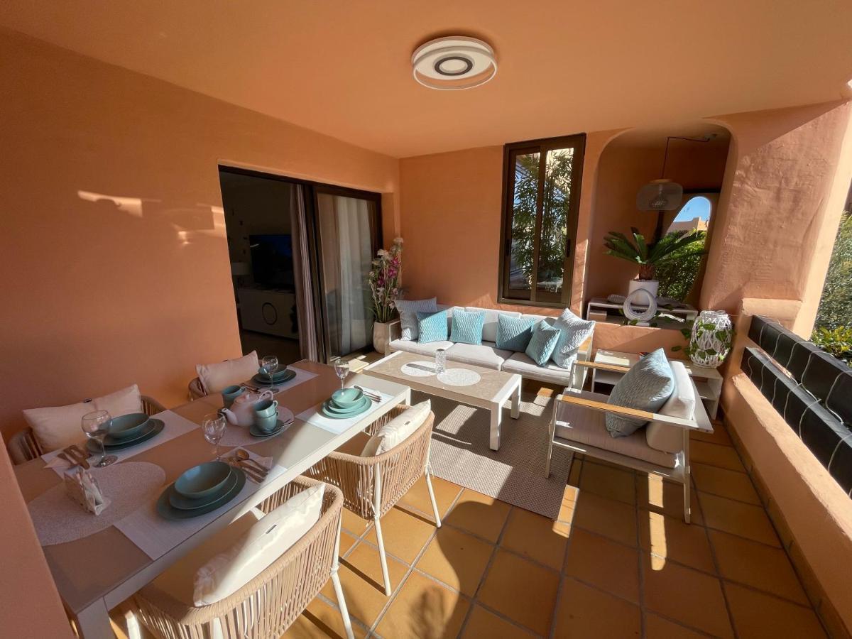 Casares Beach Golf Apartment With Private Garden Direct Pool Access Eksteriør bilde